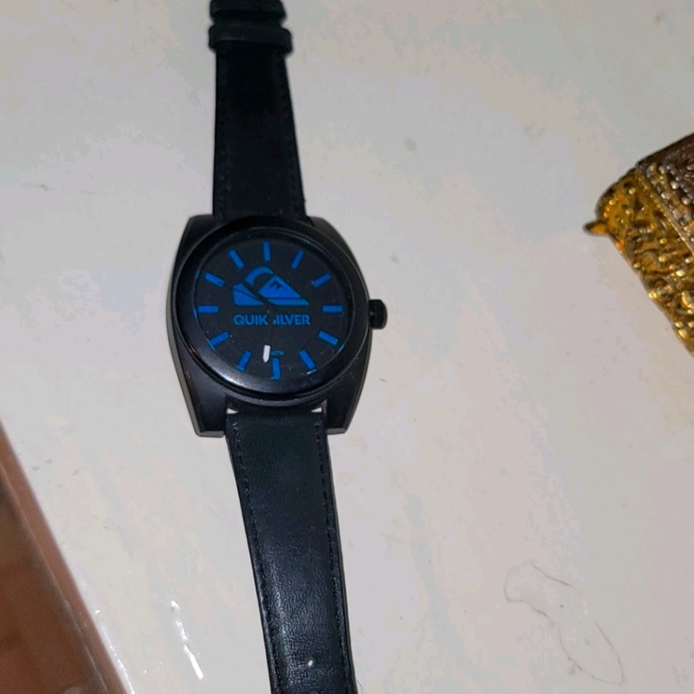 Vintage quicksilver watch